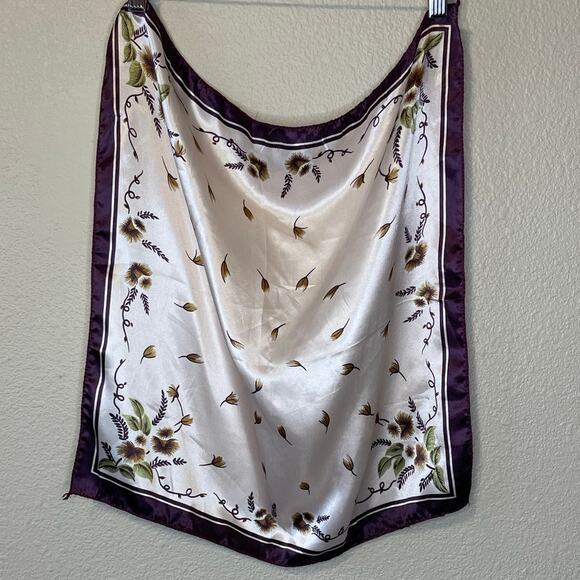 Other Accessories - VTG Silky Cottage Core Floral Purple & White Square Neck Scarf